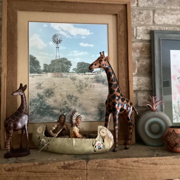 Leather Wrapped Giraffe Figurine Handmade And Painted With Glass Eyes VTG EUC - Picture 4 of 16